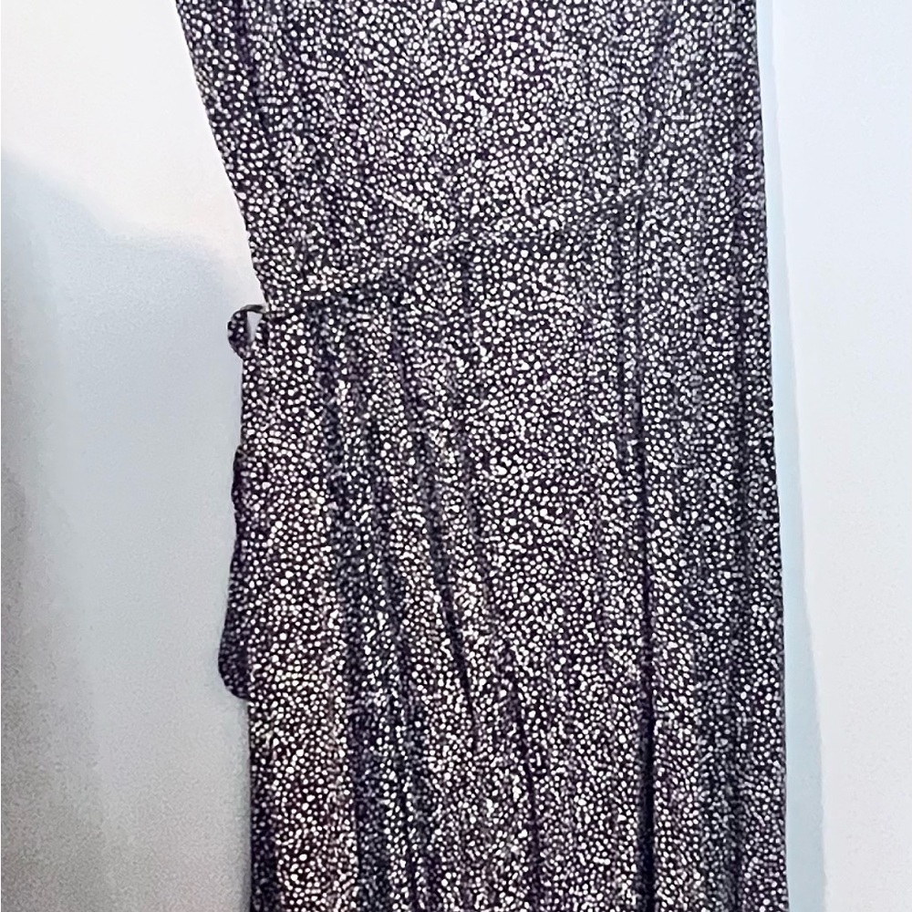 NWOT MIDI Roxy wrap around dress w/ pockets Sz Large (12) - Picture 3 of 13